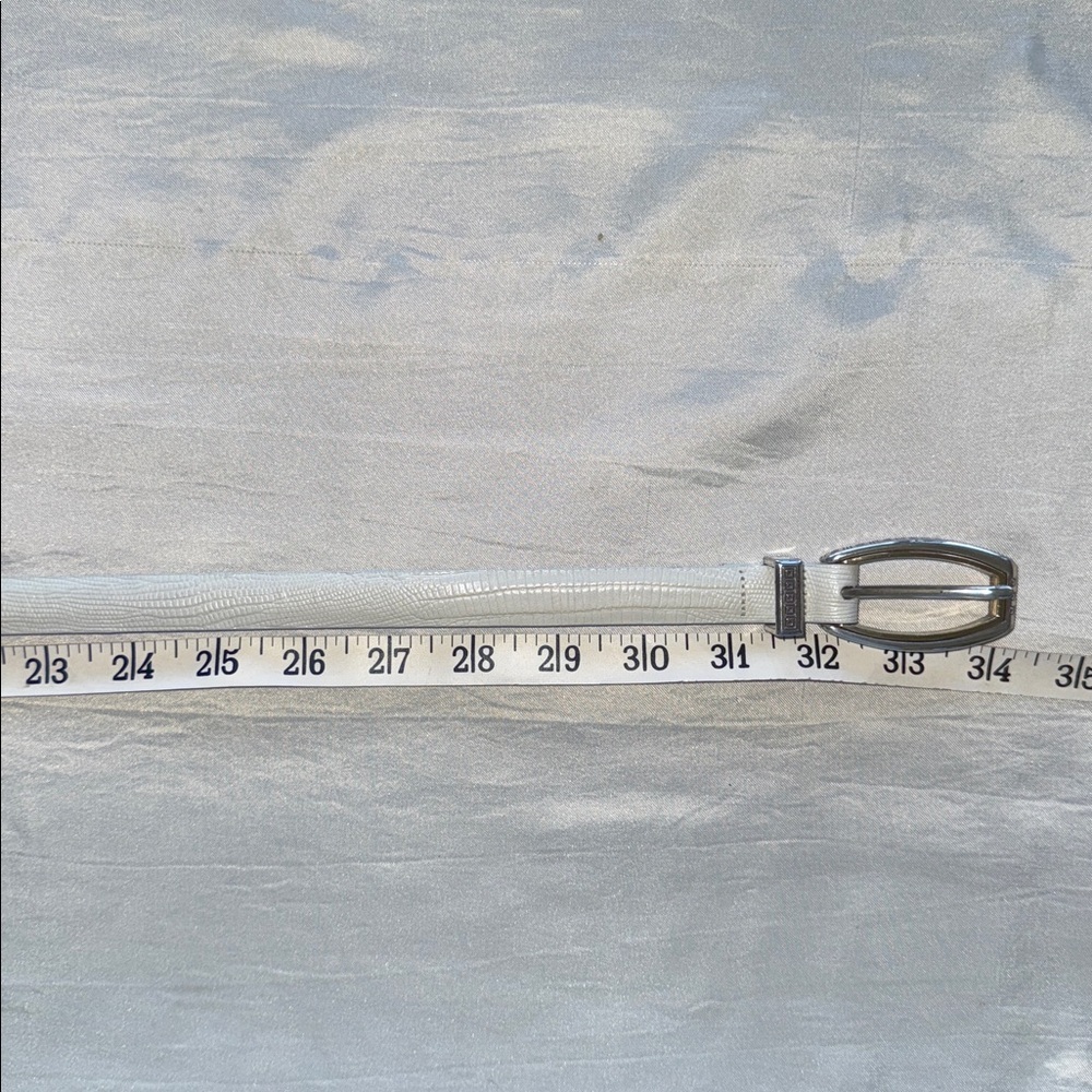 Talbots Cream Reptile Print Thin Leather Belt Mixed Metal Silver Gold Buckle XS - Picture 3 of 12